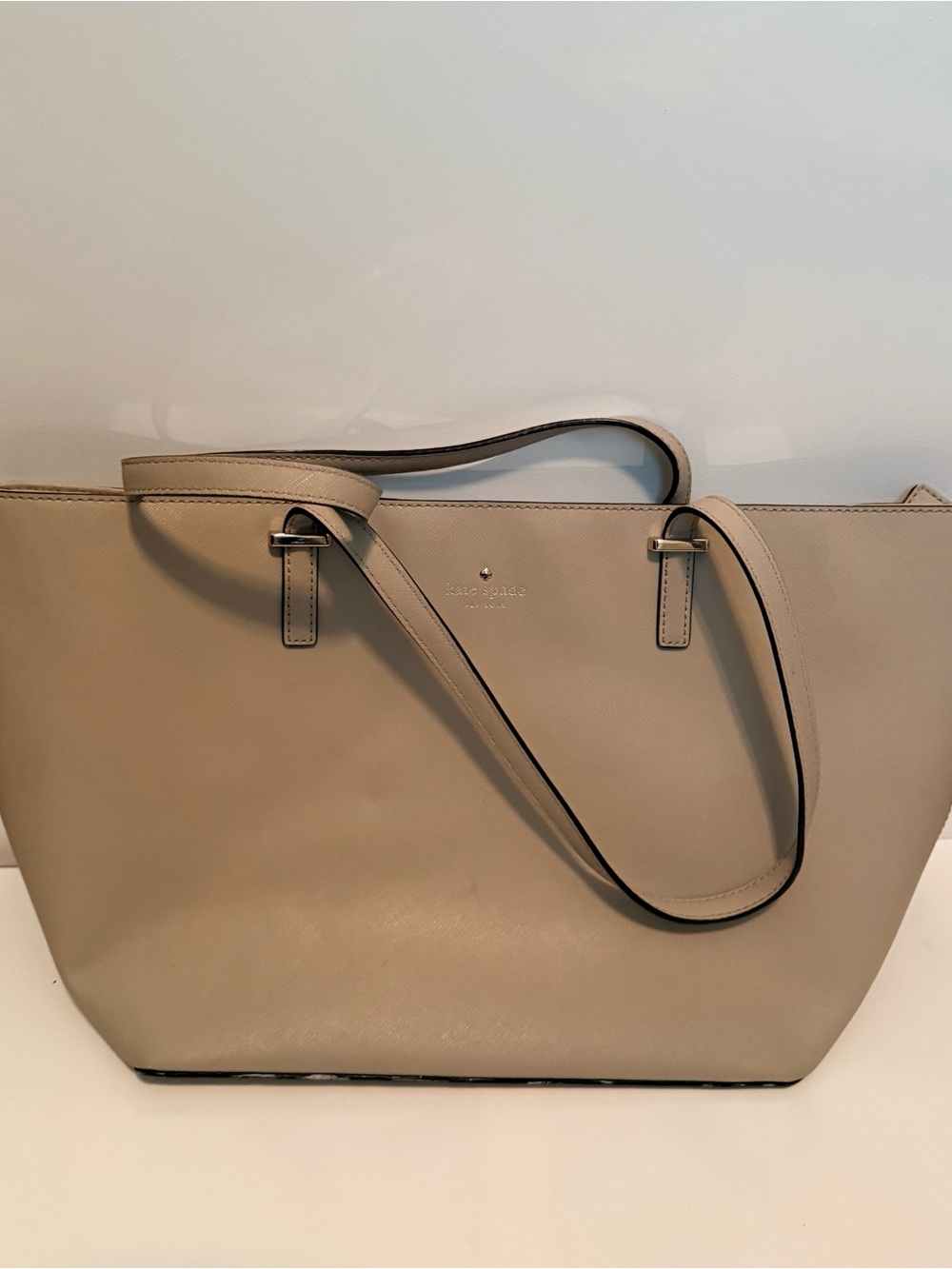 kate spade Beige Leather Tote Shoulder Bag